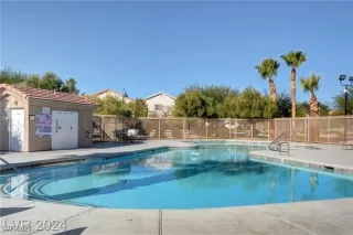 Photo #2: 2682703 Listing 
