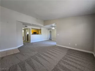 Photo #3: 2682718 Listing 