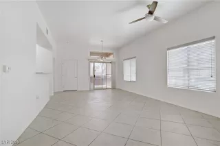 Photo #5: 2682754 Listing