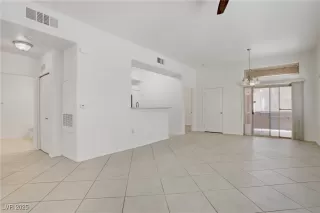 Photo #6: 2682754 Listing