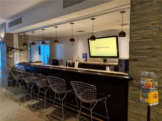 Photo #3: 2682801 Listing 