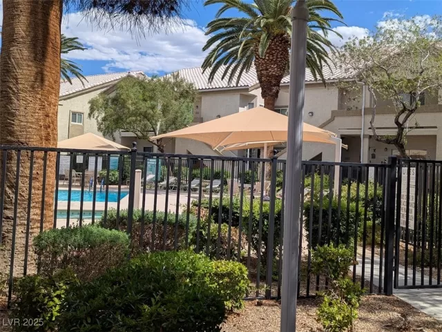 MLS: 2682808 Condo For Sale