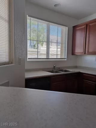 Photo #2: 2682808 Listing 