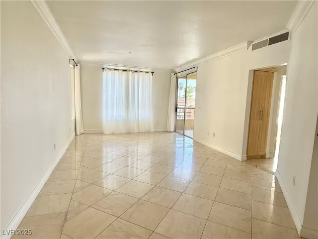 MLS: 2682859 Condo For Sale