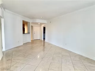 Photo #1: 2682859 Listing 