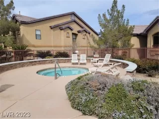 Photo #5: 2682890 Listing 