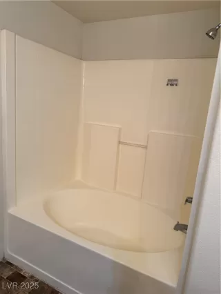 Photo #3: 2682904 Listing 