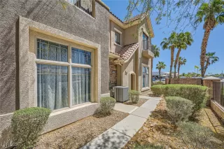 Photo #2: 2682909 Listing