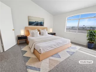 Photo #3: 2682918 Listing