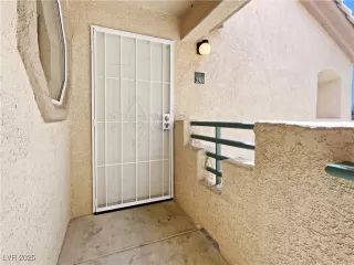 Photo #5: 2682918 Listing