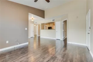 Photo #3: 2682940 Listing 