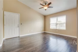 Photo #5: 2682940 Listing 