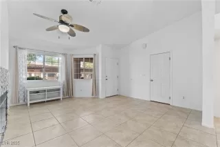 Photo #4: 2682967 Listing