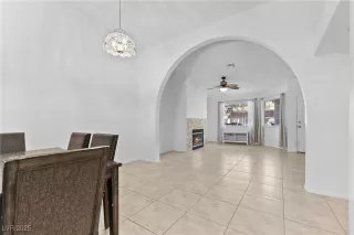 Photo #6: 2682967 Listing