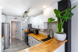 Photo #4: 2682969 Listing 