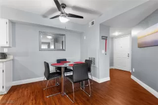 Photo #4: 2682982 Listing