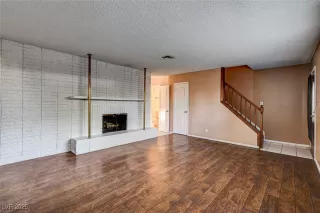 Photo #3: 2682985 Listing