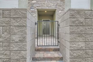 Photo #1: 2683006 Listing 