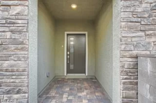 Photo #3: 2683006 Listing 