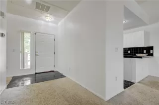 Photo #6: 2683020 Listing