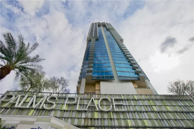 MLS: 2683051 Condo For Sale