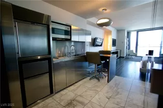 Photo #3: 2683051 Listing 