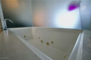 Photo #5: 2683051 Listing 