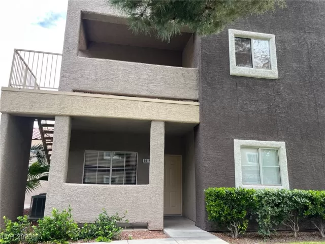 MLS: 2683074 Condo For Sale