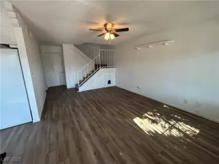 Photo #1: 2683079 Listing 