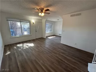 Photo #2: 2683079 Listing 