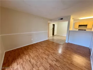 Photo #4: 2683108 Listing 