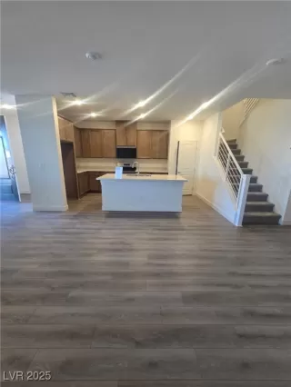 Photo #1: 2683122 Listing