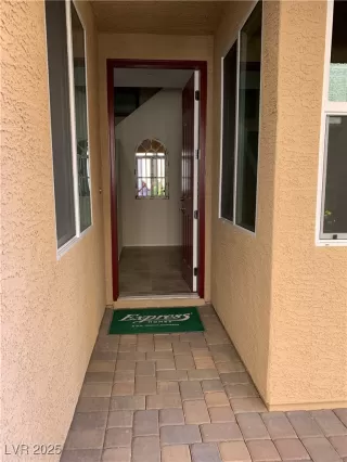 Photo #2: 2683130 Listing 