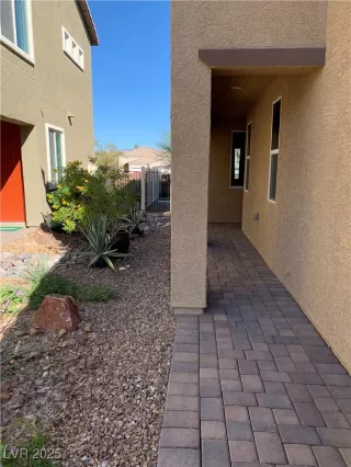 Photo #3: 2683130 Listing 