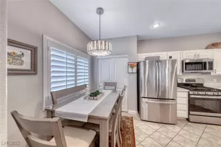 Photo #2: 2683161 Listing 