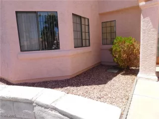 Photo #3: 2683194 Listing