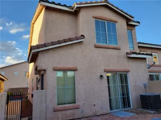 Photo #1: 2683227 Listing 