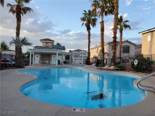 Photo #5: 2683227 Listing 