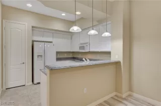 Photo #3: 2683261 Listing