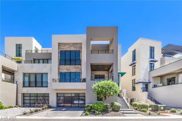 MLS: 2683264 Condo For Sale