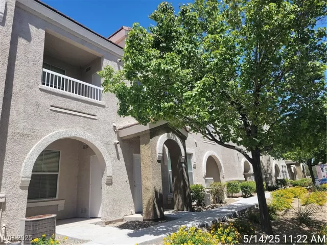 MLS: 2683274 Condo For Sale