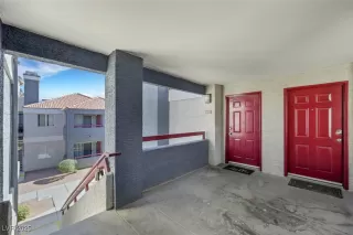 Photo #1: 2683327 Listing 