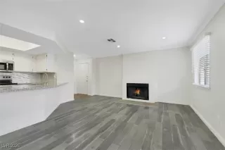 Photo #3: 2683327 Listing 