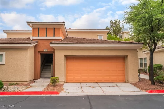 MLS: 2683370 Condo For Sale