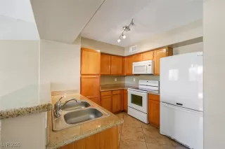 Photo #4: 2683376 Listing 