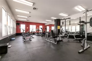 Photo #4: 2683380 Listing