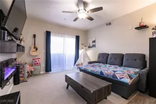 Photo #5: 2683380 Listing