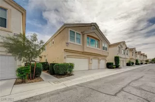 Photo #2: 2683382 Listing