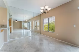 Photo #5: 2683387 Listing 