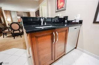 Photo #5: 2683391 Listing